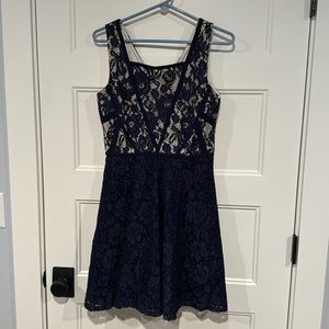 A. Drea Square Neck Sleeveless Lace Dress in Sz Medium